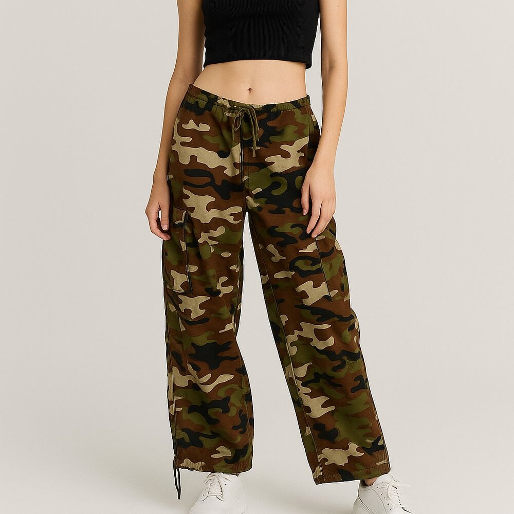 Y2K Style Tinseltown Camo Cargo Pants Low Rise Baggy Streetwear Size XS